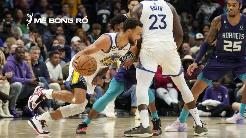Cách thực hiện Pick and Roll chuẩn xác