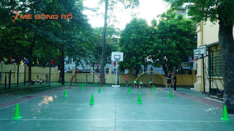 Sân bóng rổ Trung tâm TDTT Phan Đình Phùng