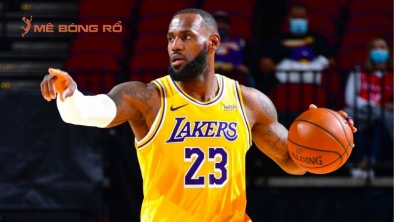 LeBron James vượt qua những thử thách để khẳng định vị trí trong làng bóng rổ thế giới