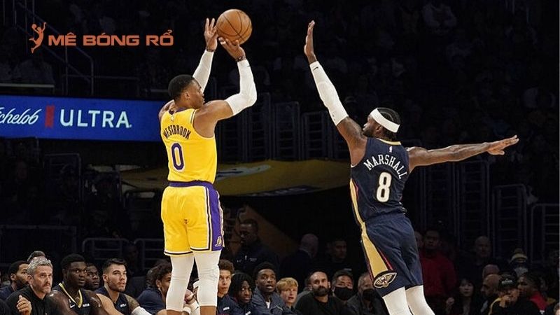 Ưu và nhược điểm của zone defense thể hiện qua các tình huống thực chiến trên sân thi đấu